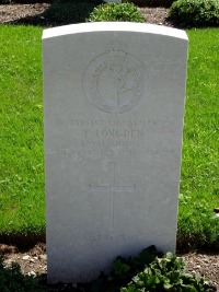 Klagenfurt War Cemetery - Longden, Thomas